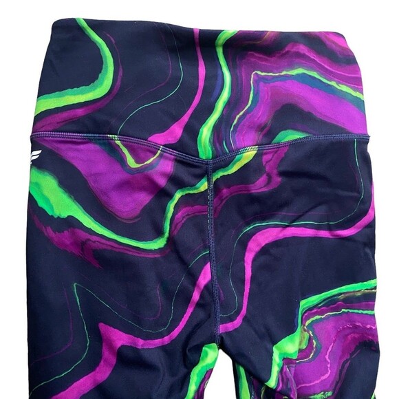 Fabletics Anywhere Motion365® Ultra High Waisted 7/8 Legging Haze Wave color - Picture 5 of 11